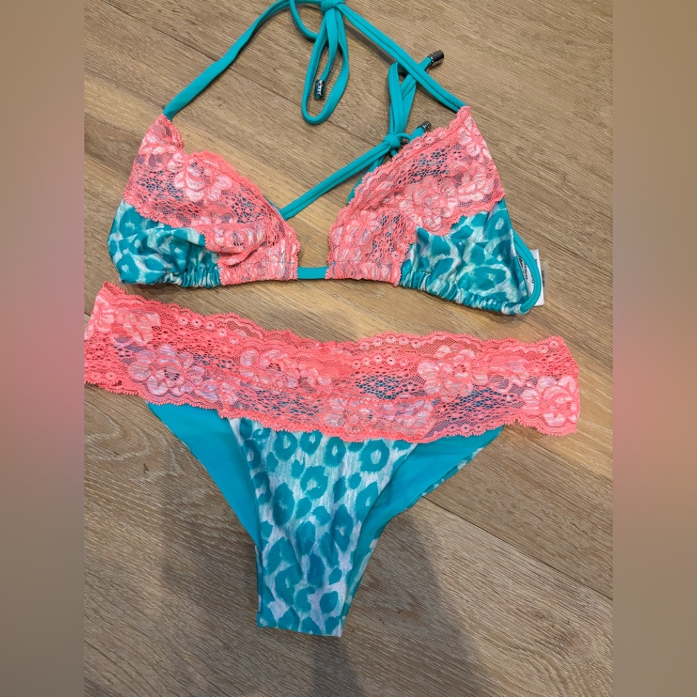 Beach bunny bikini s/m